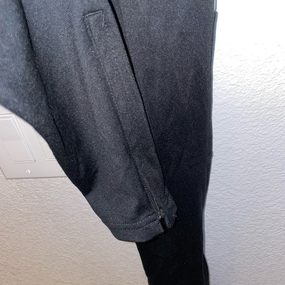 🌿DRI-FIT NIKE kids Joggers🌿 - Picture 4 of 5